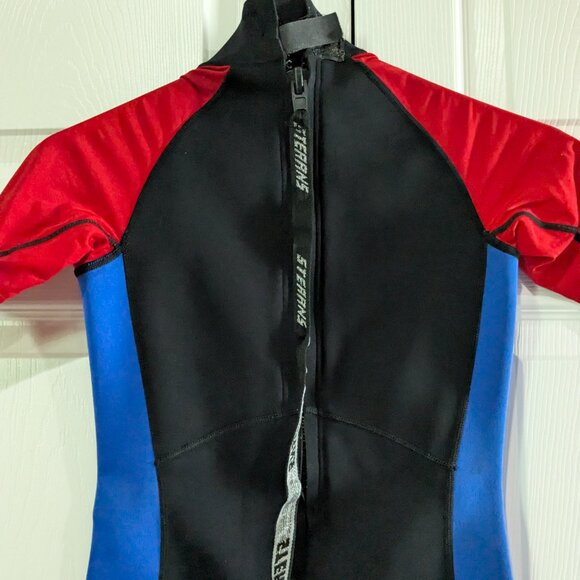 Stearns Youth Shortie Wetsuit, Neoprene Nylon, Black Blue Red, Size Medium, Warm - Picture 8 of 16